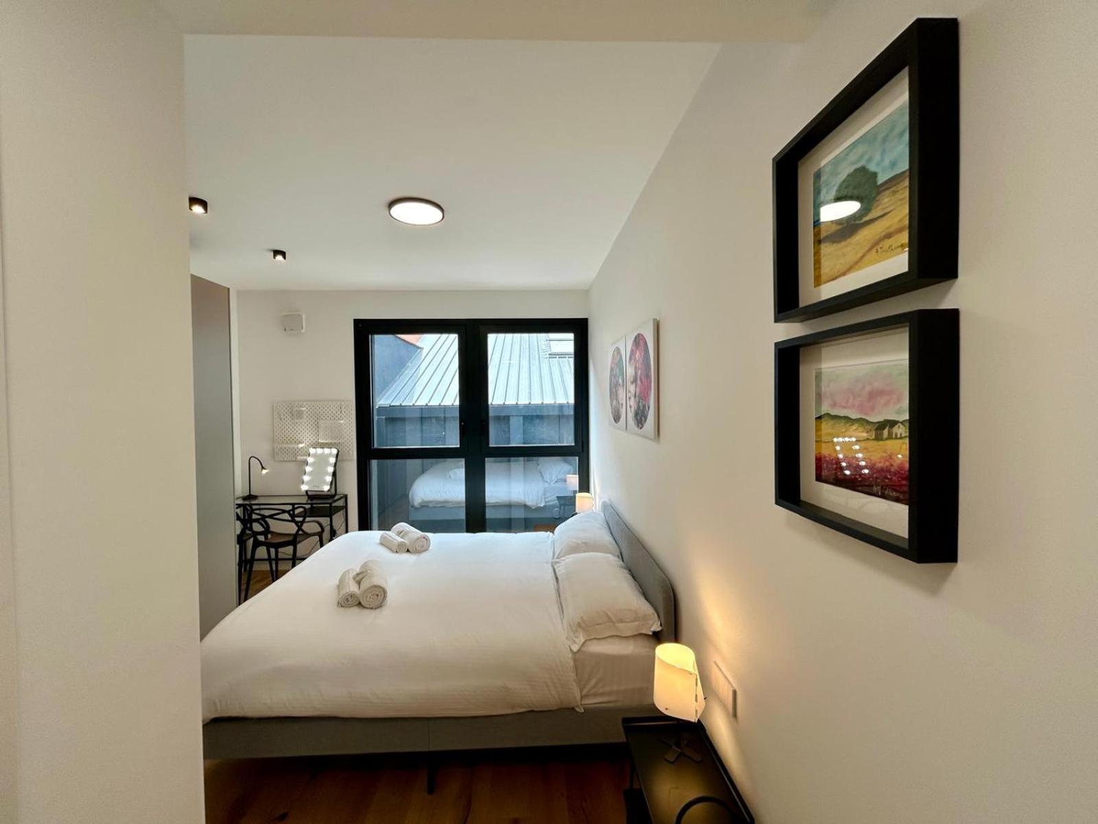 Kibilu Luxury Apt With Terrace, Isola District And Near Garibaldi Station Milão Exterior foto